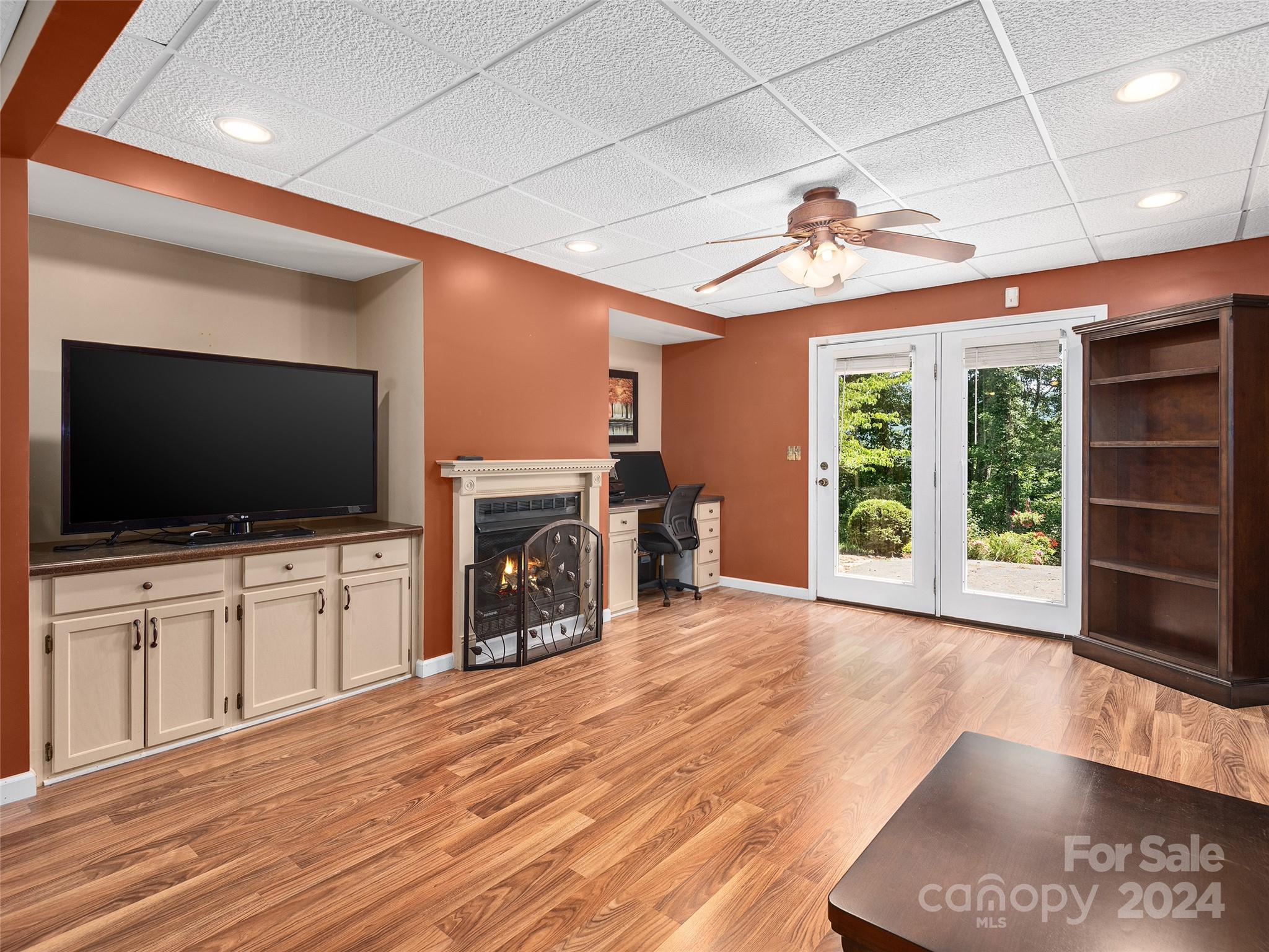 584 Oak Ridge Drive