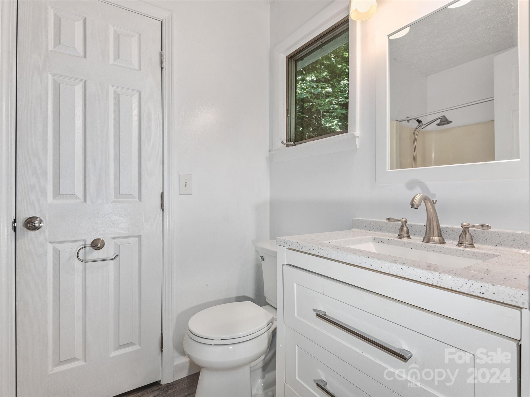 161 Ivy Lane