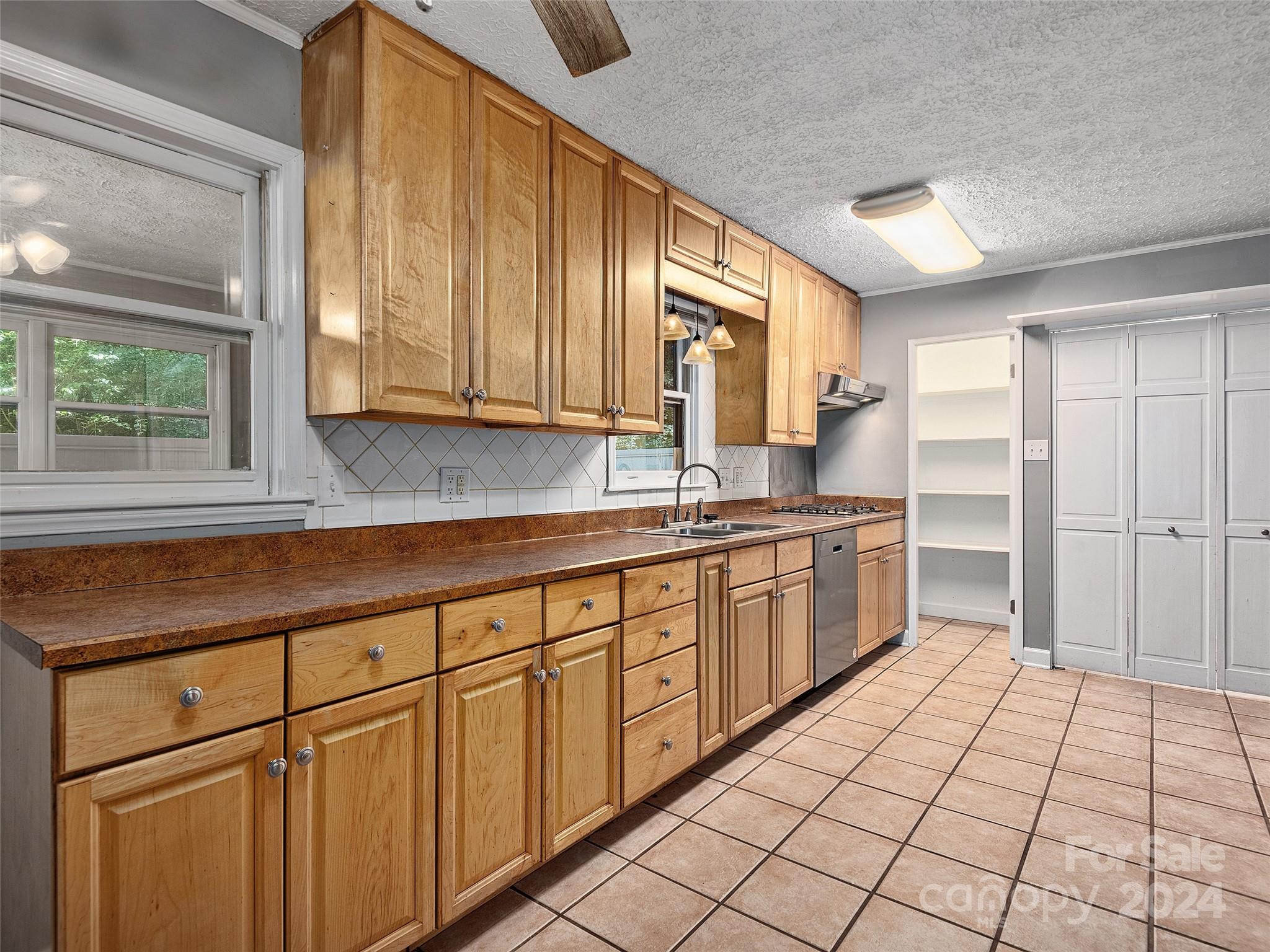 161 Ivy Lane