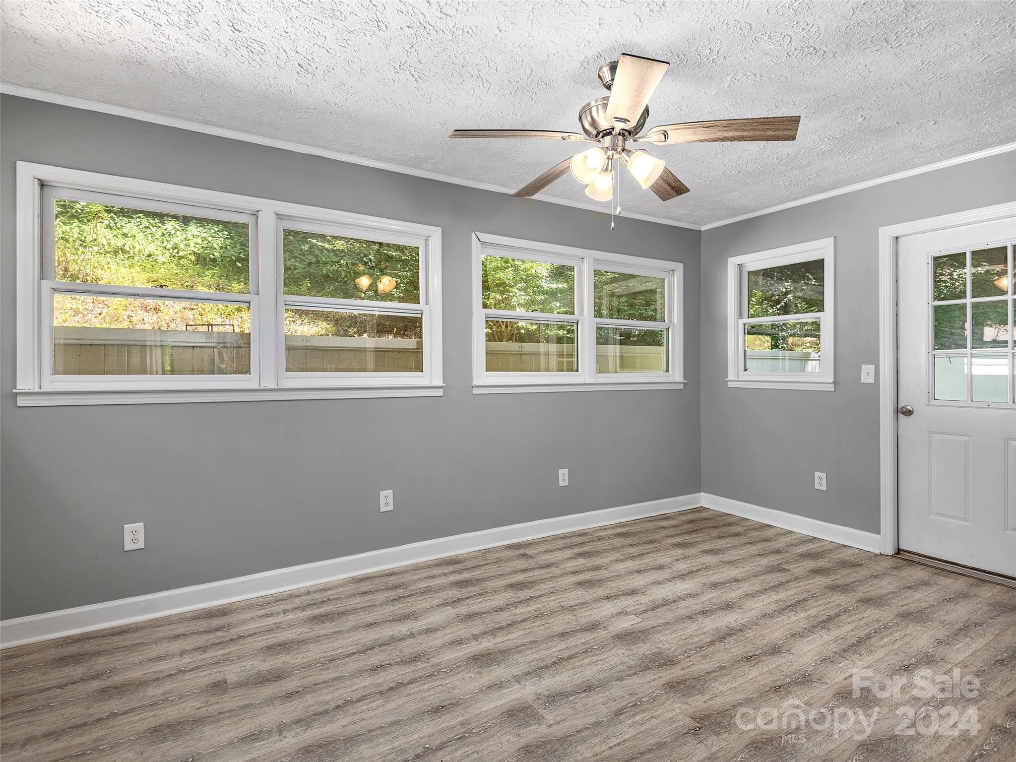 161 Ivy Lane