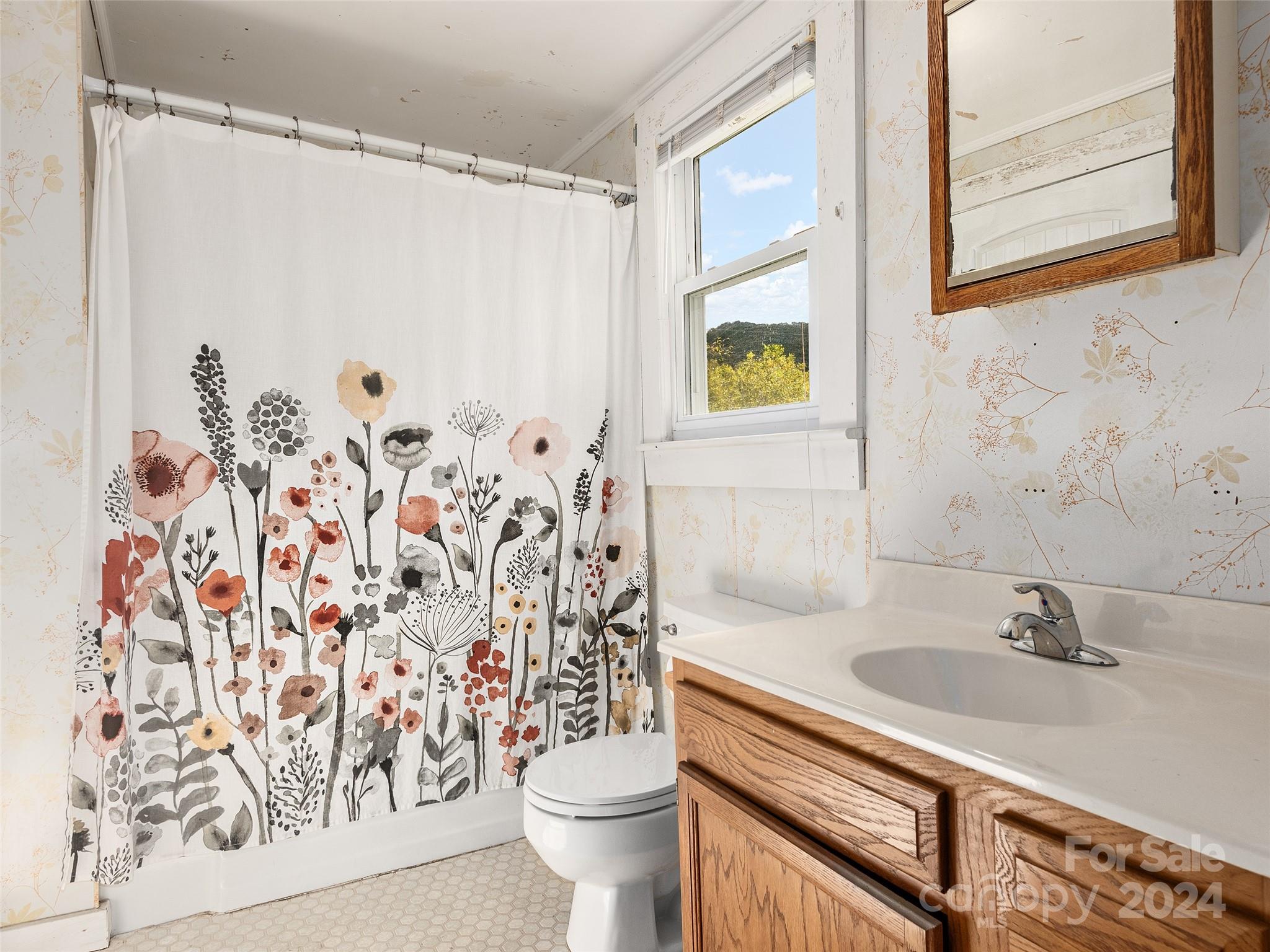 1426 Poison Cove Road
