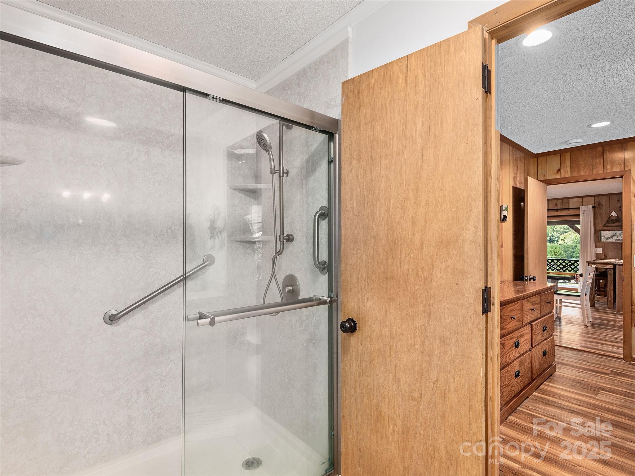 95 Hillcrest Road