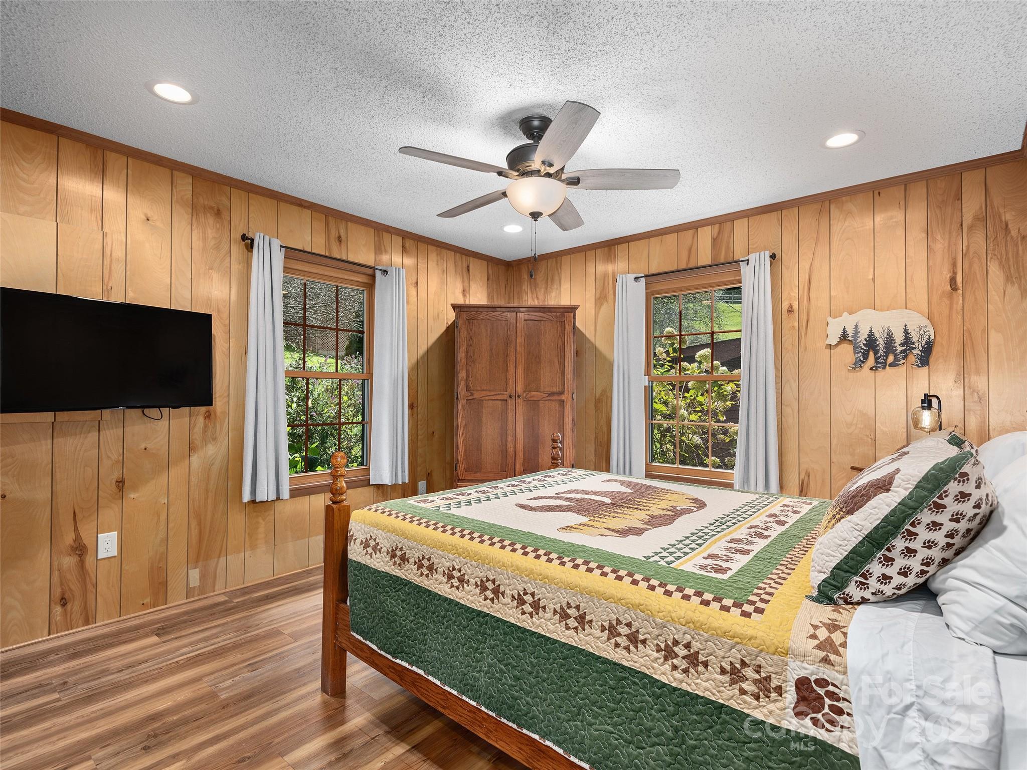 95 Hillcrest Road