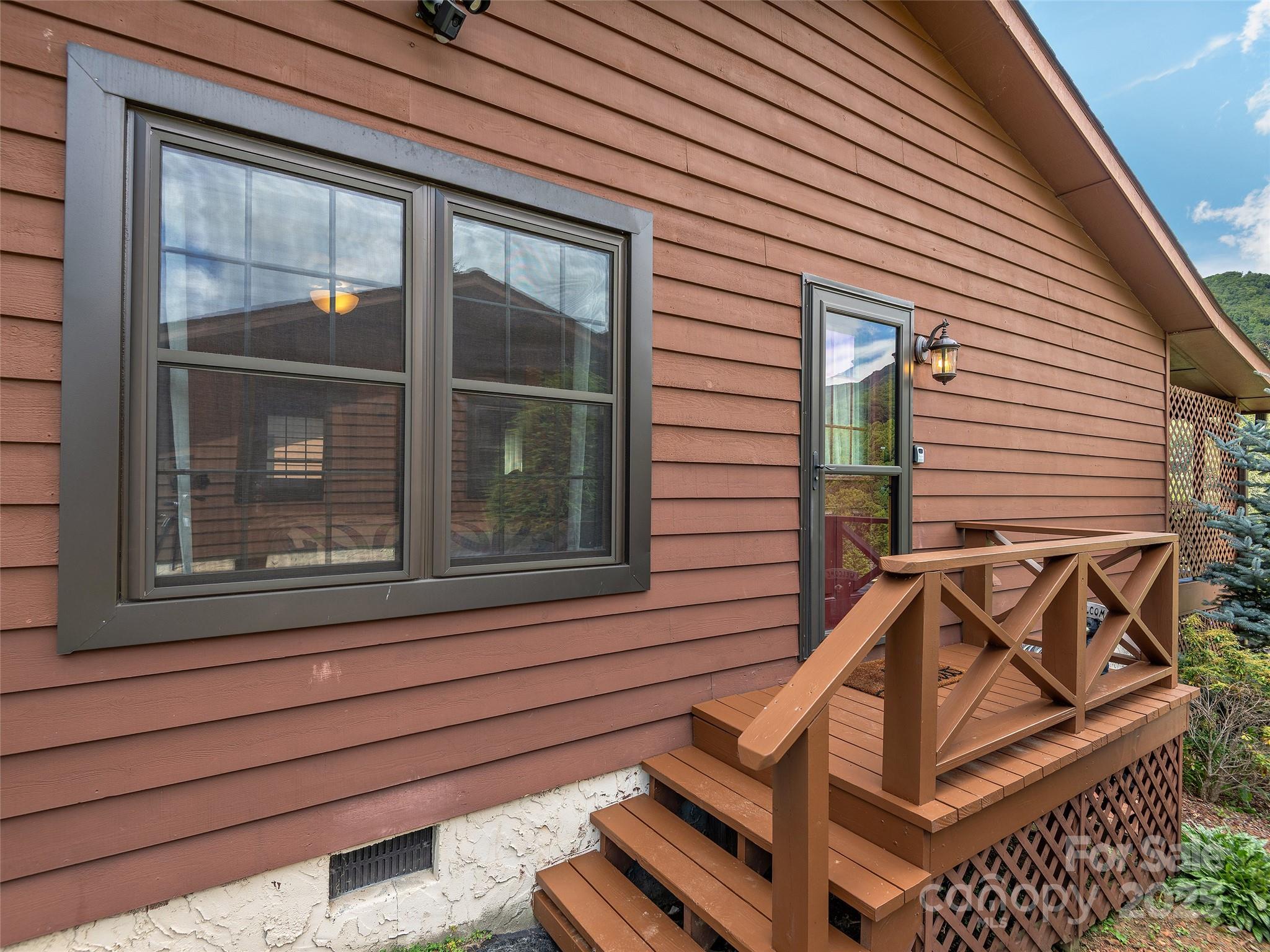 95 Hillcrest Road