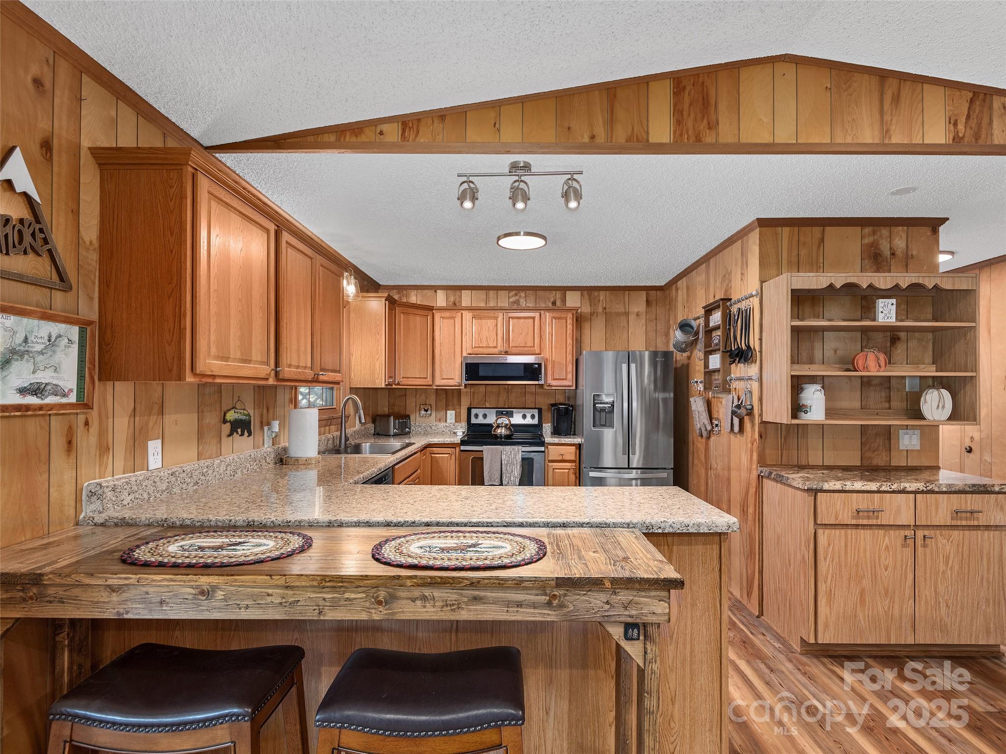 95 Hillcrest Road