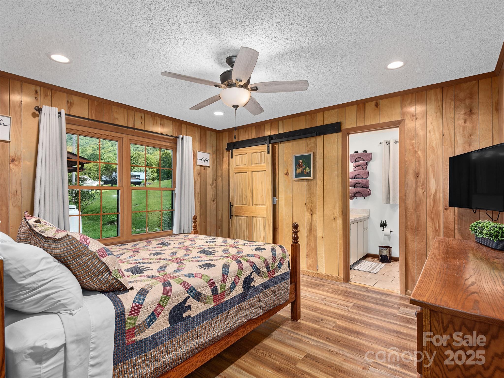 95 Hillcrest Road