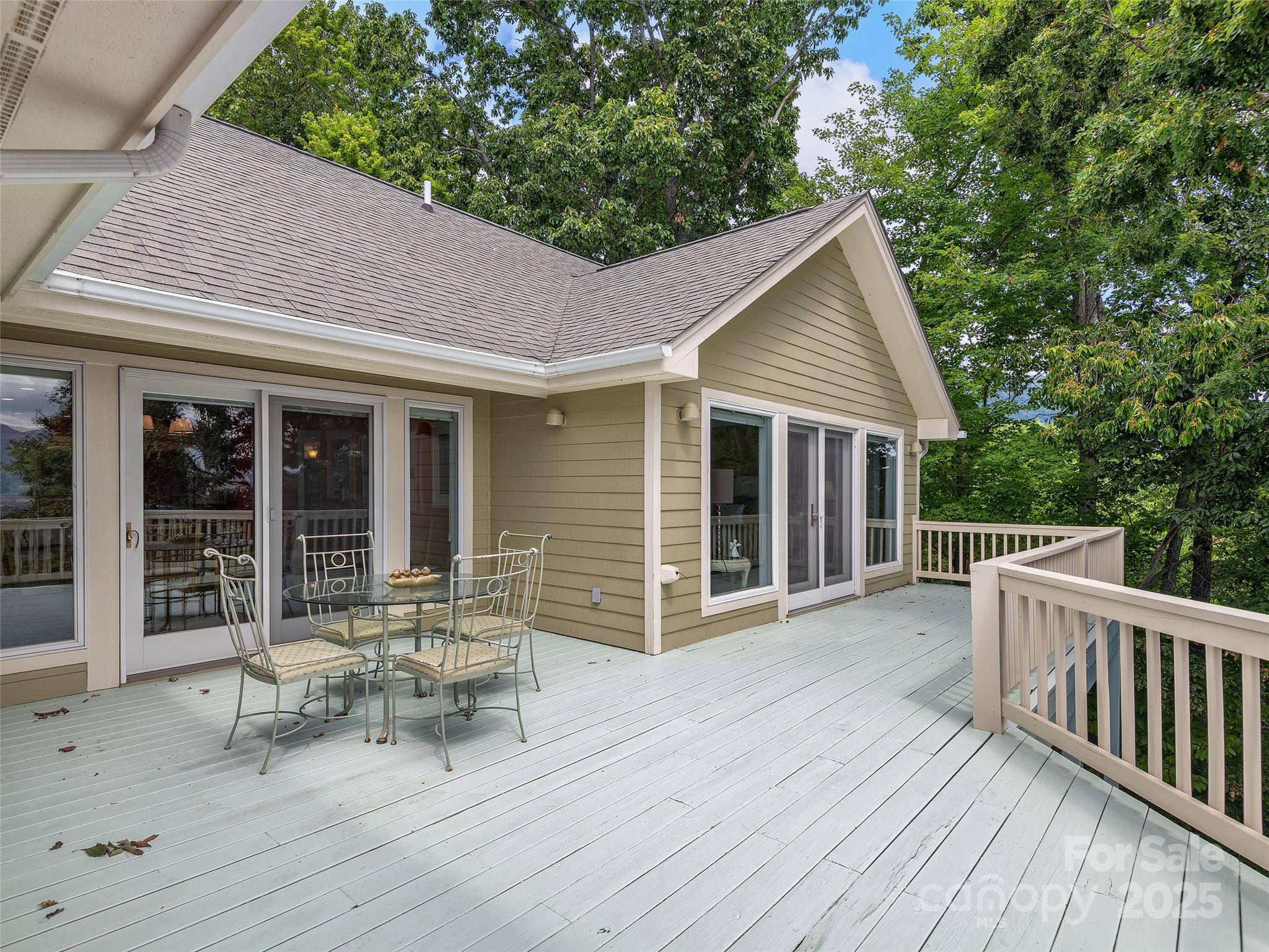 33 Lark Court