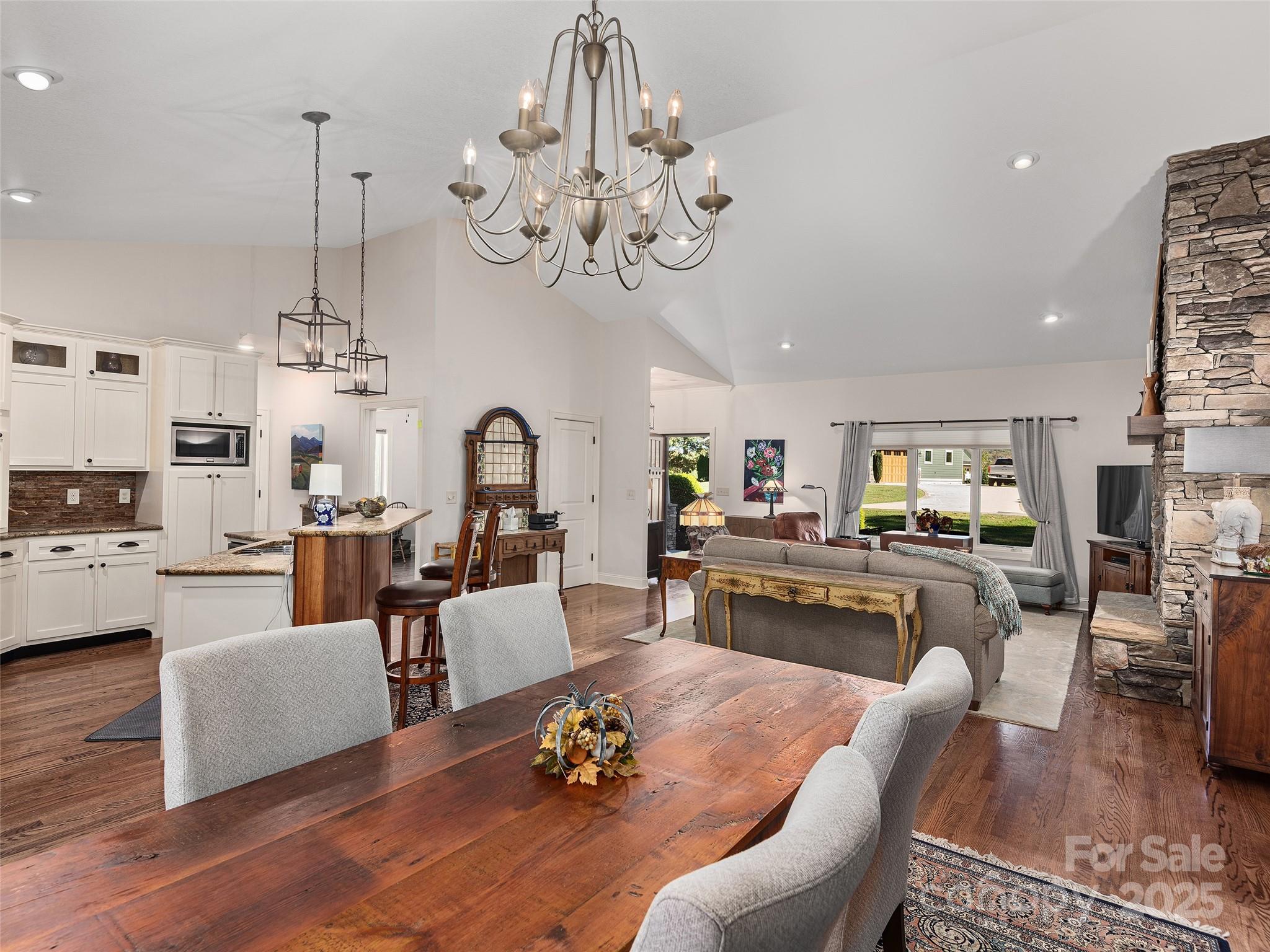 146 Sapphire Place