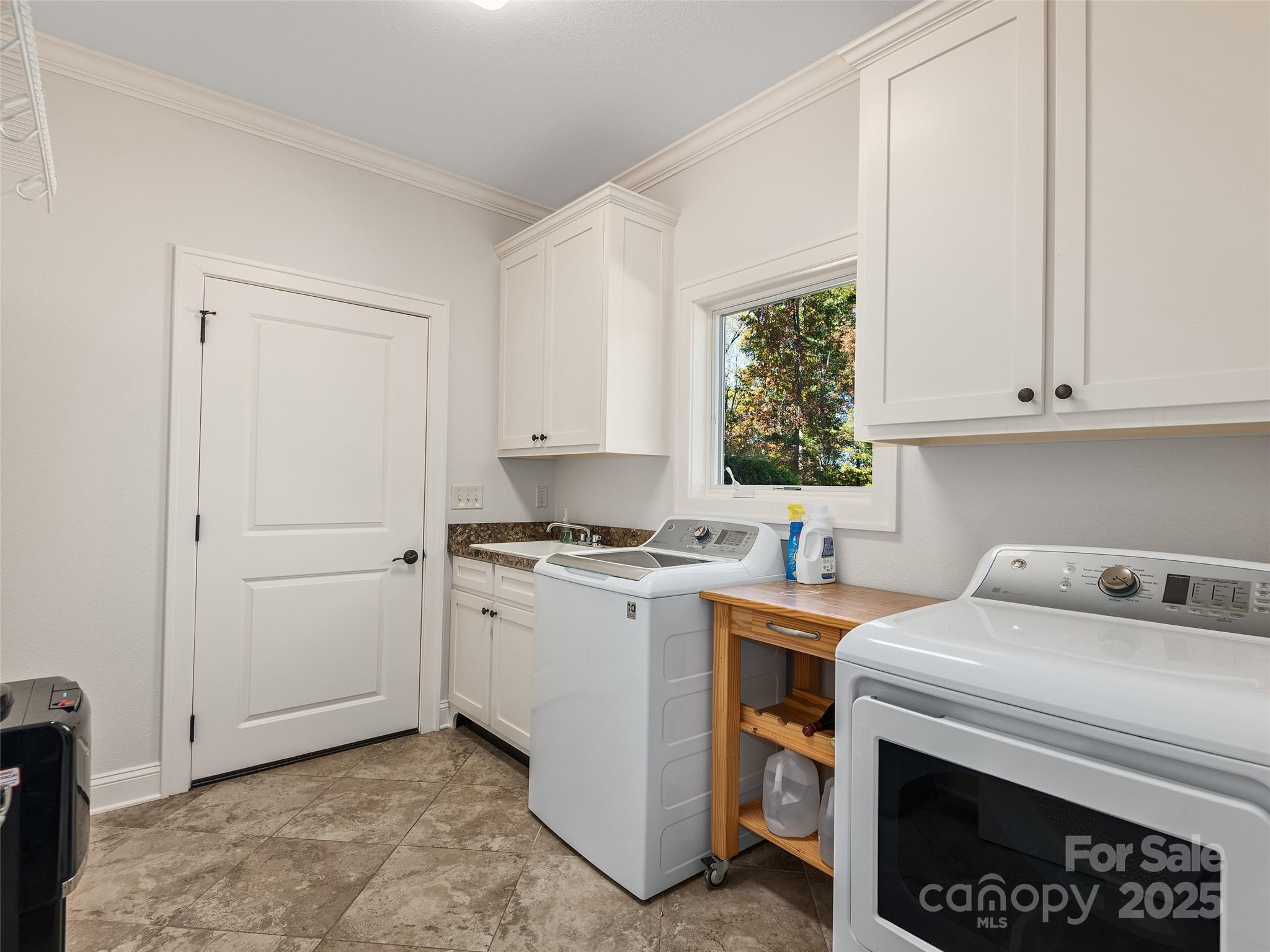 146 Sapphire Place