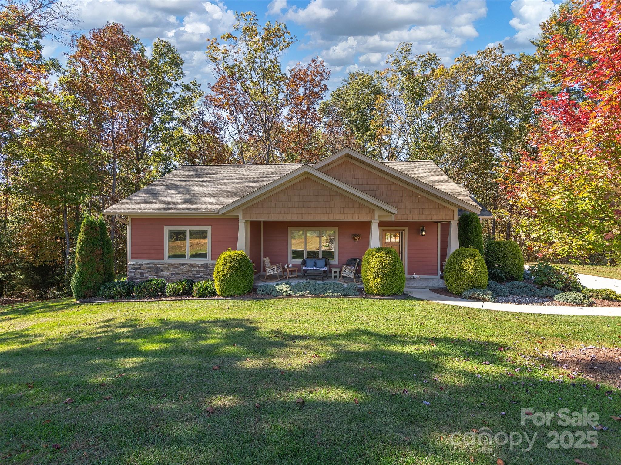 146 Sapphire Place