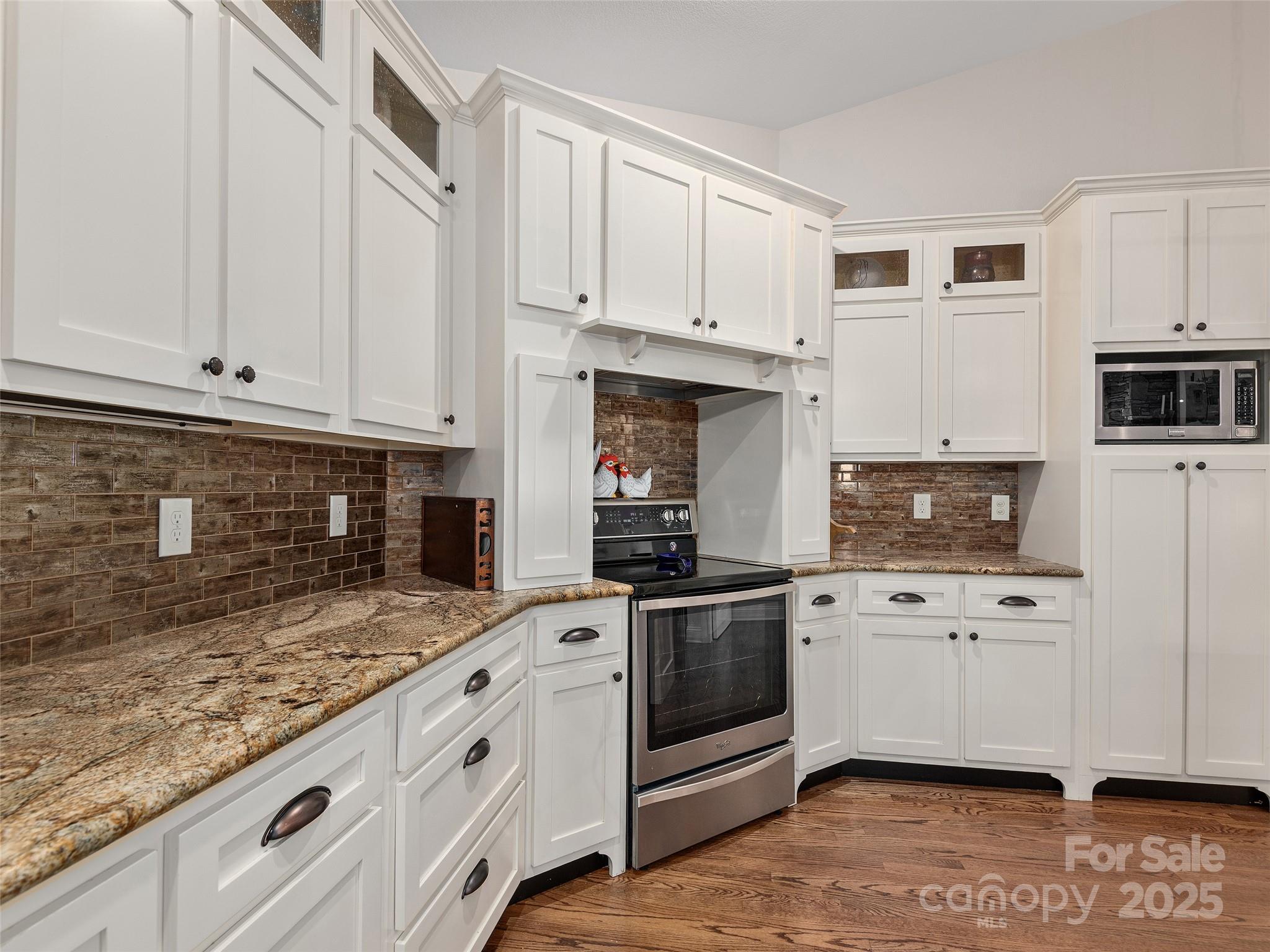 146 Sapphire Place