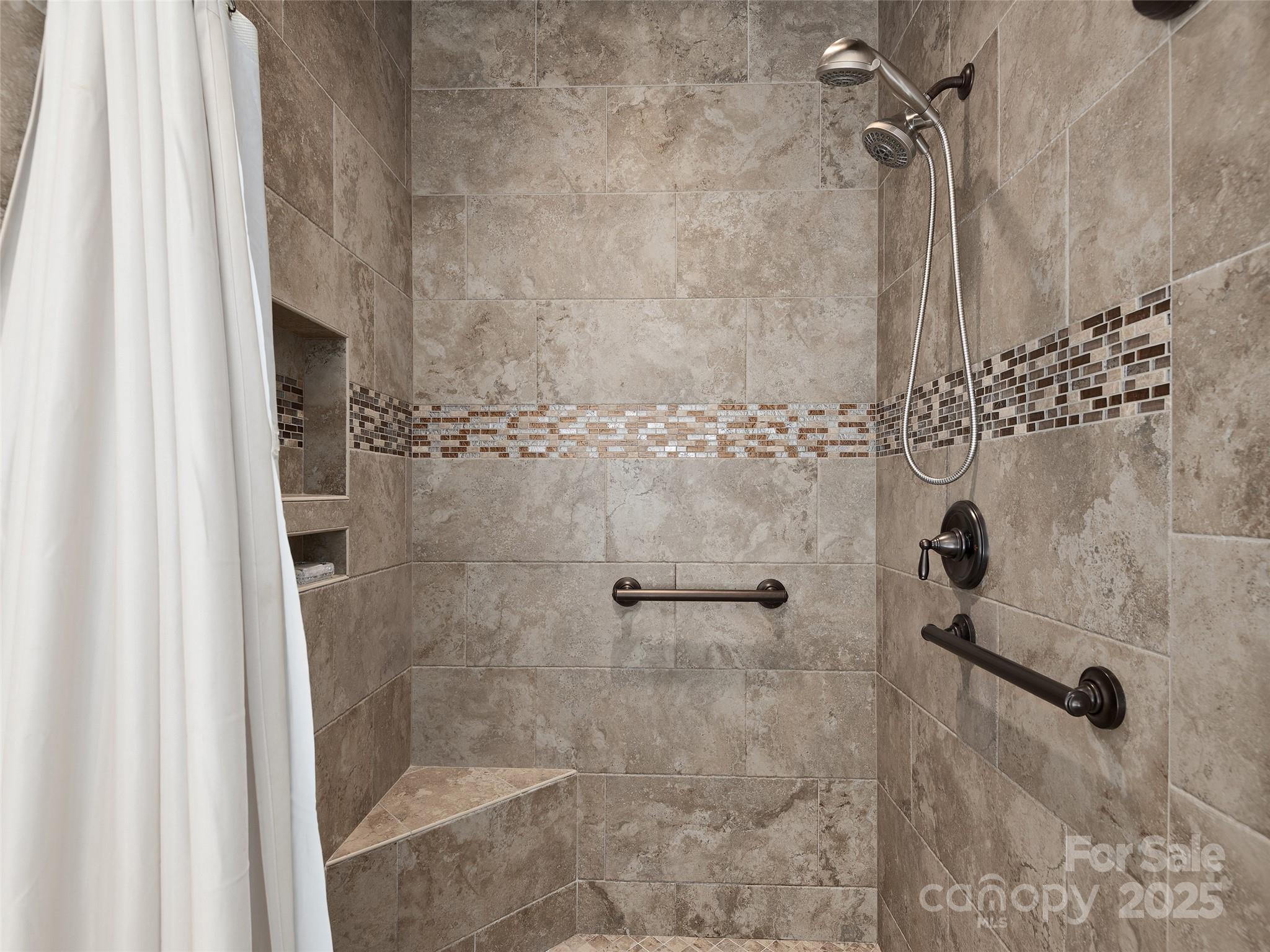 146 Sapphire Place