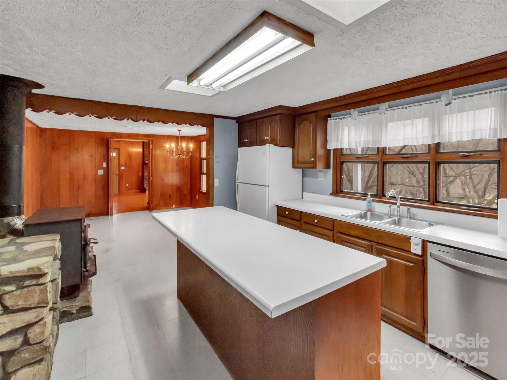 18 & 44 Sierra Point