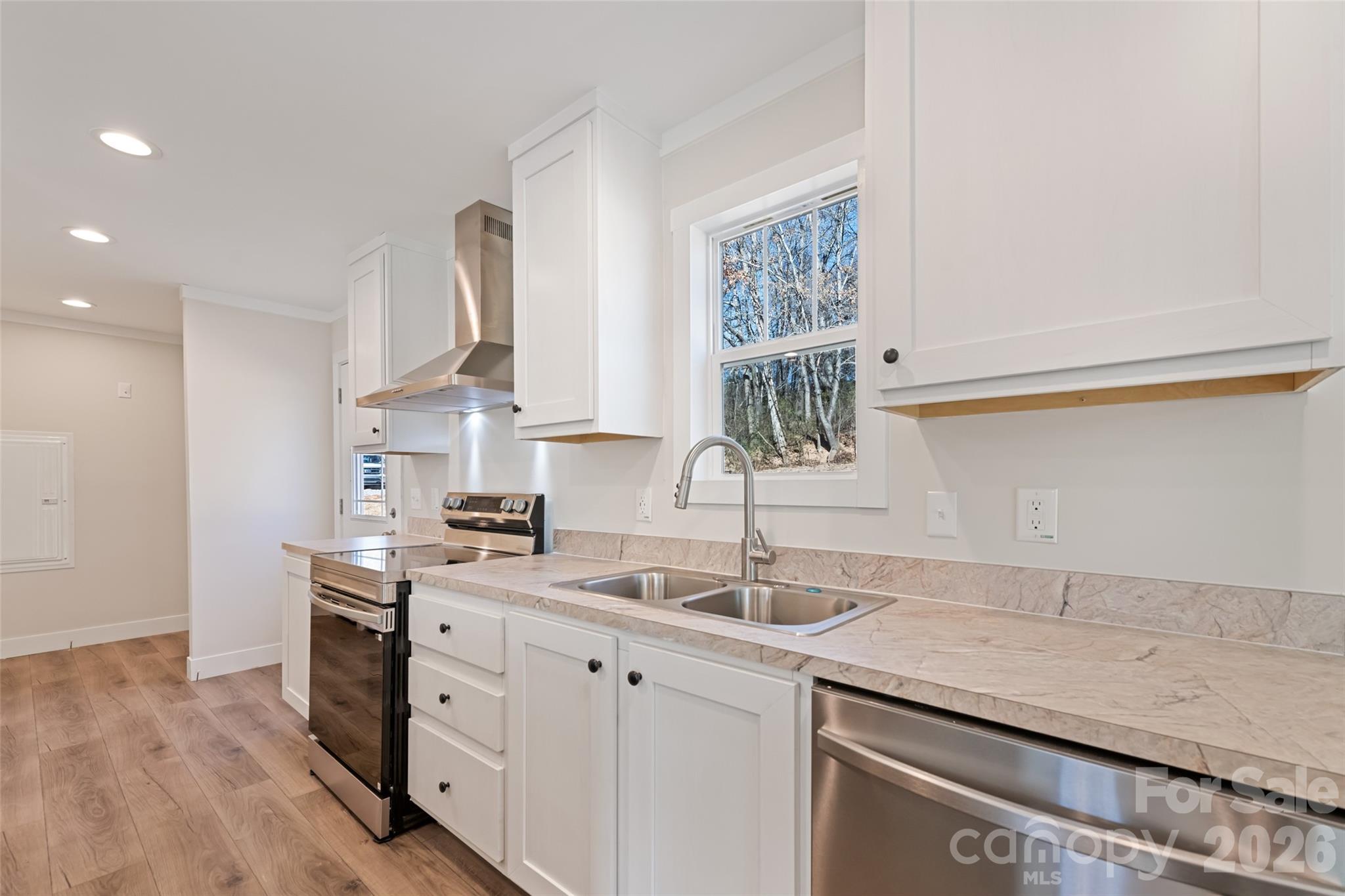 77 Geiranger Drive