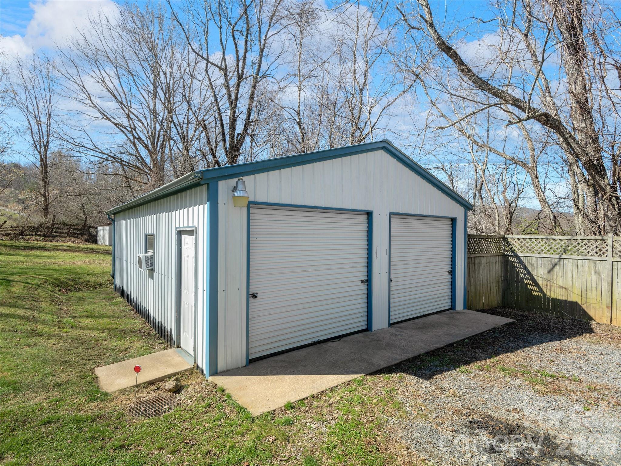 114 Gateway Cove