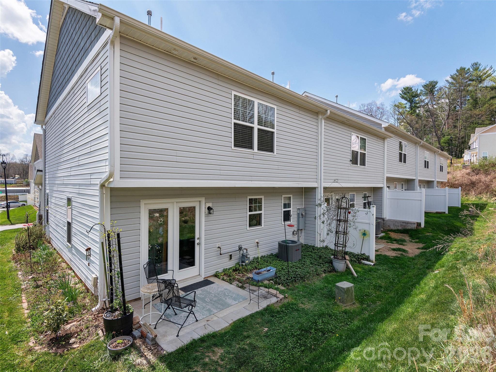 201 Stoney Point Way