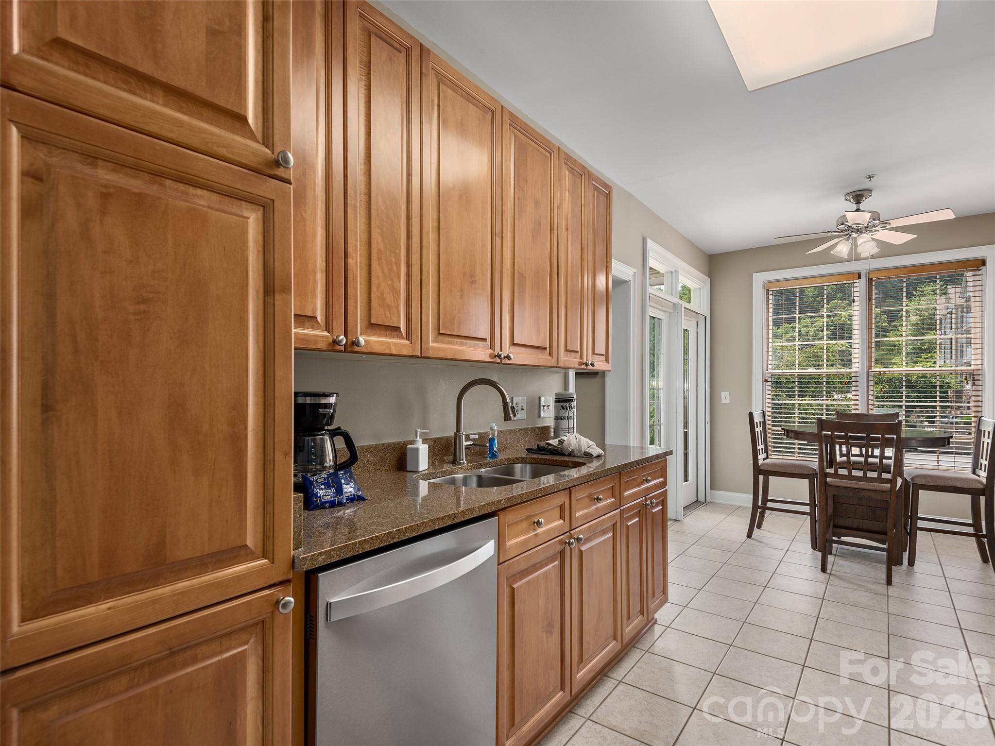 103 Glenview Lane Unit: 5048