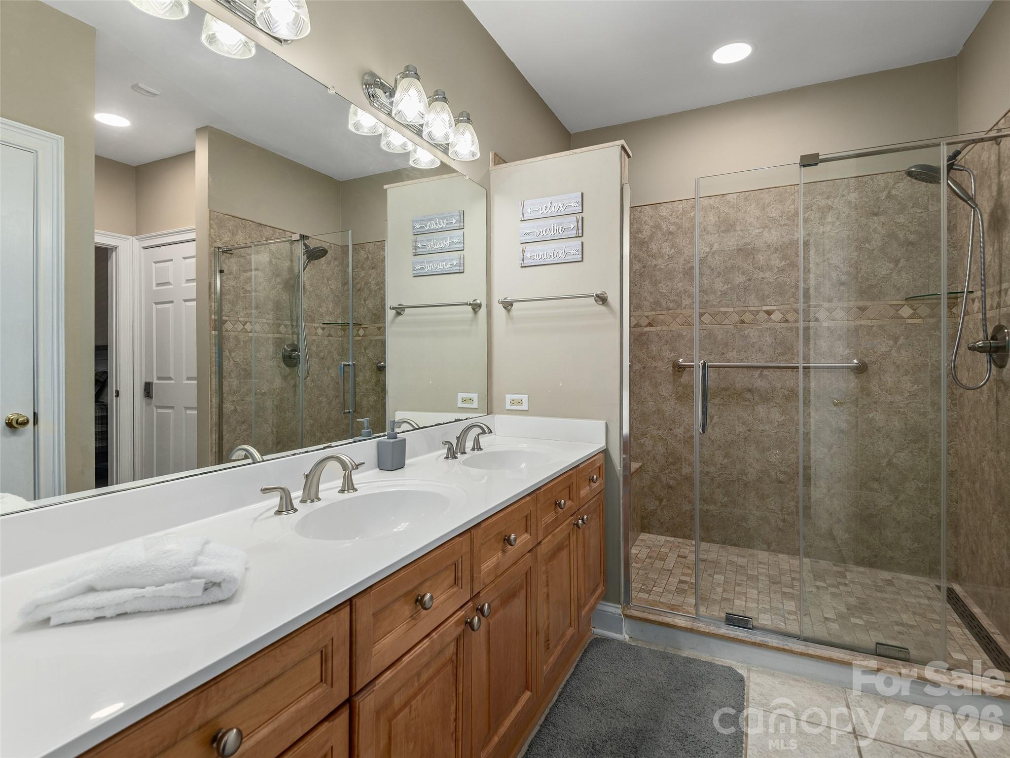 103 Glenview Lane Unit: 5048