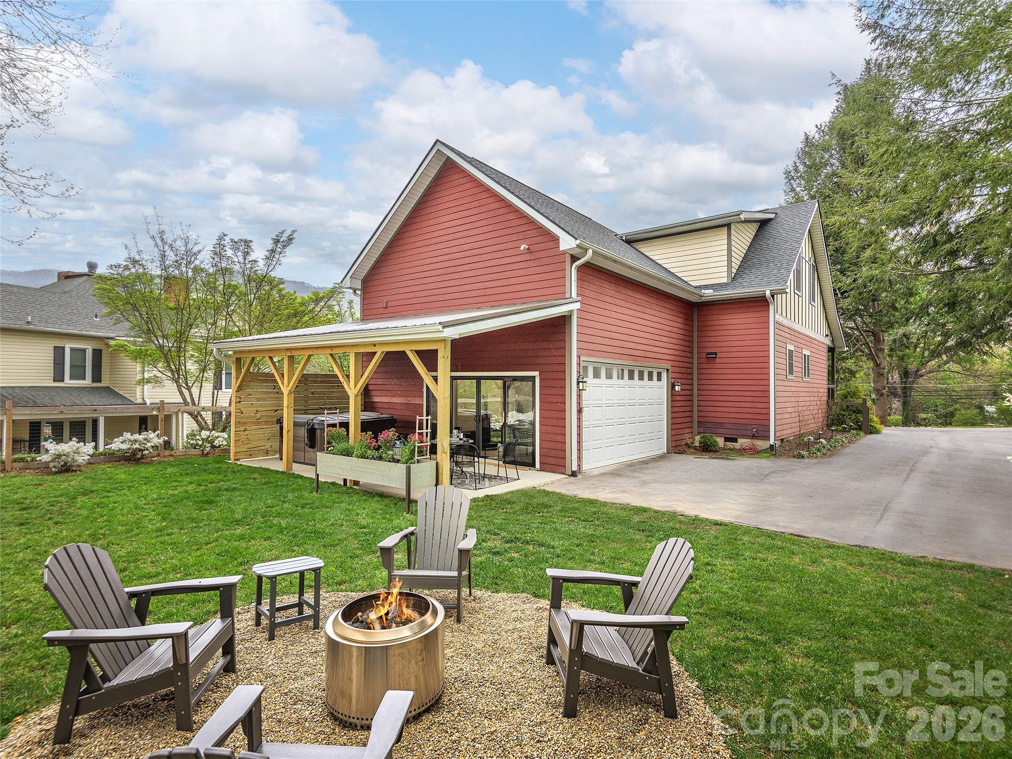 81 Boyd Avenue