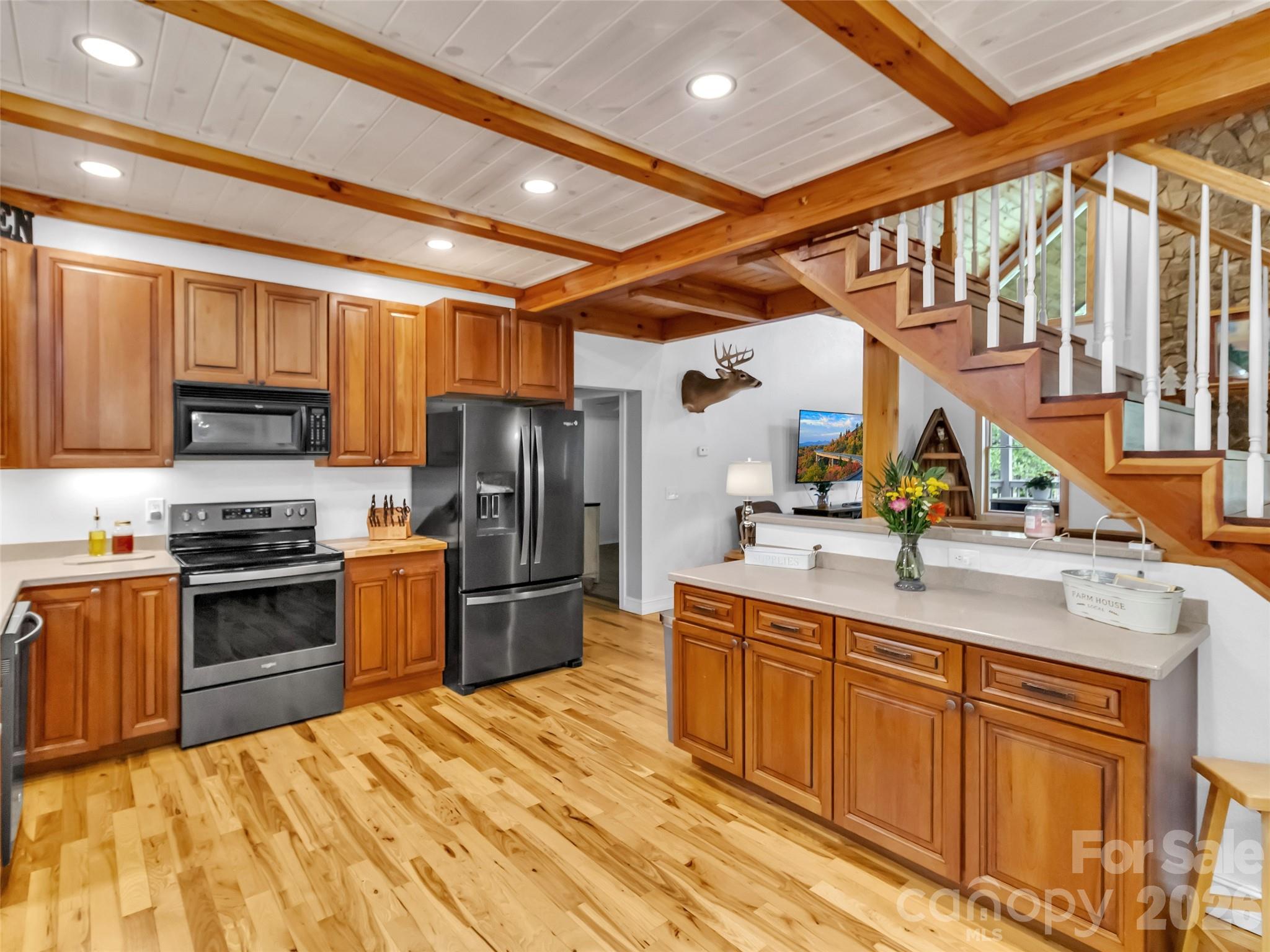 129 Hooper Haven Drive