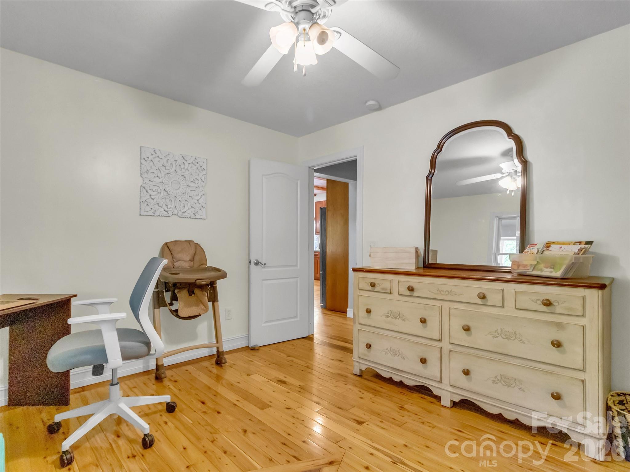 129 Hooper Haven Drive