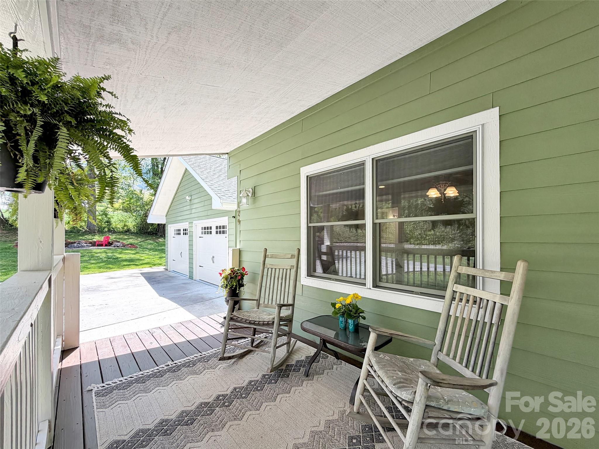 129 Hooper Haven Drive