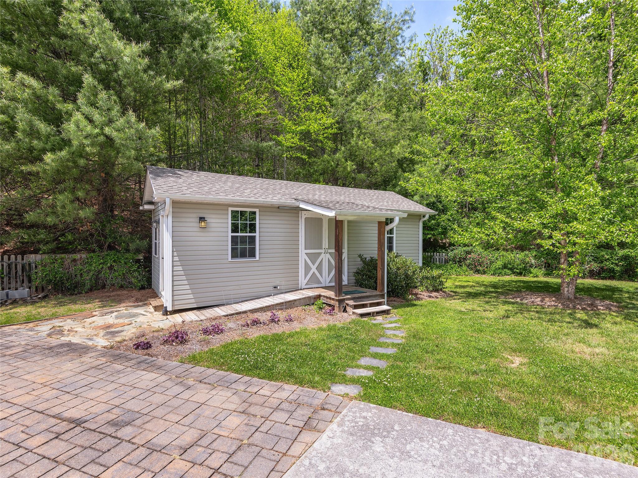 224 Hydrangea Drive
