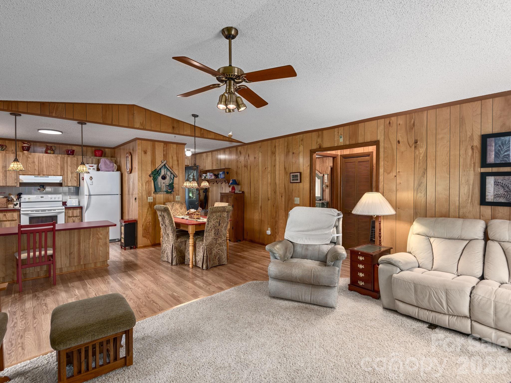 85 Hillcrest Road