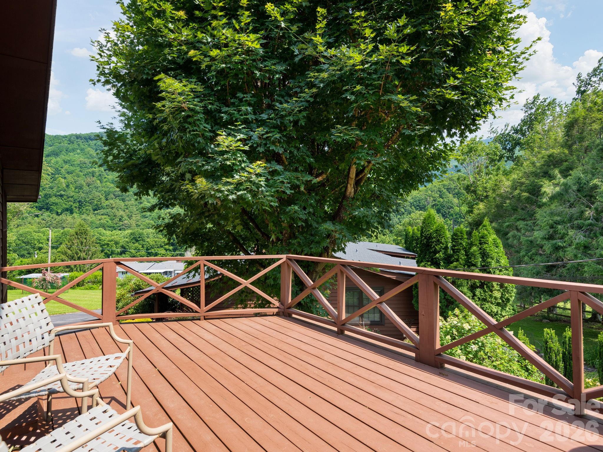 85 Hillcrest Road