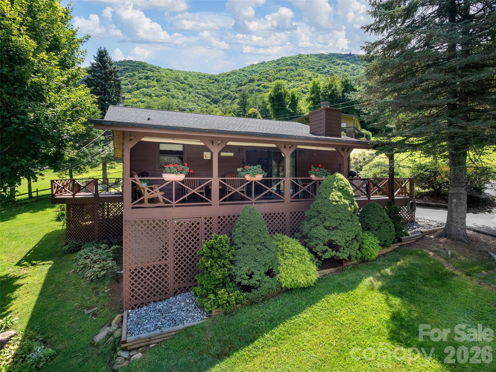 85 Hillcrest Road