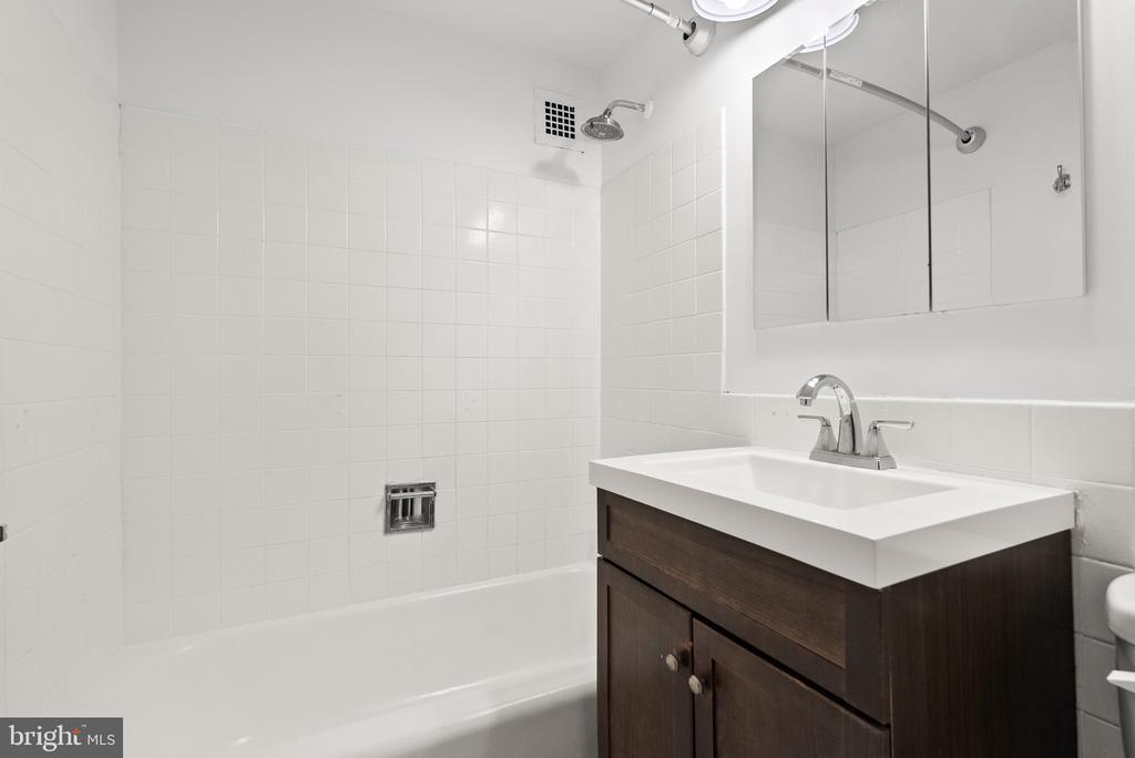 1301 DELAWARE AVENUE SW N-108