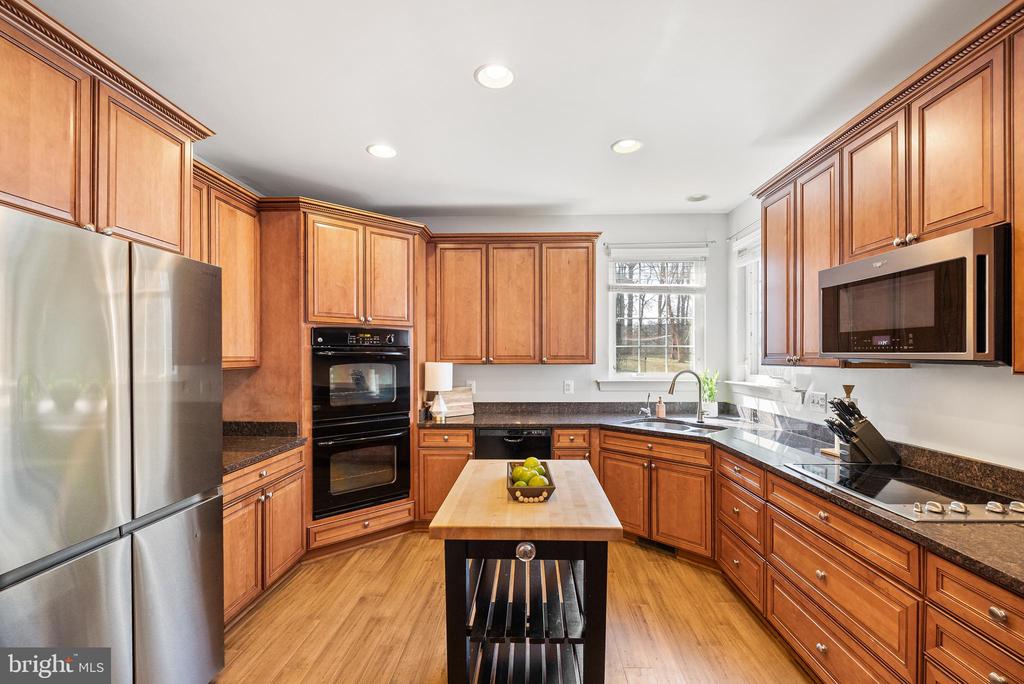 7238 Chesapeake Village Blvd