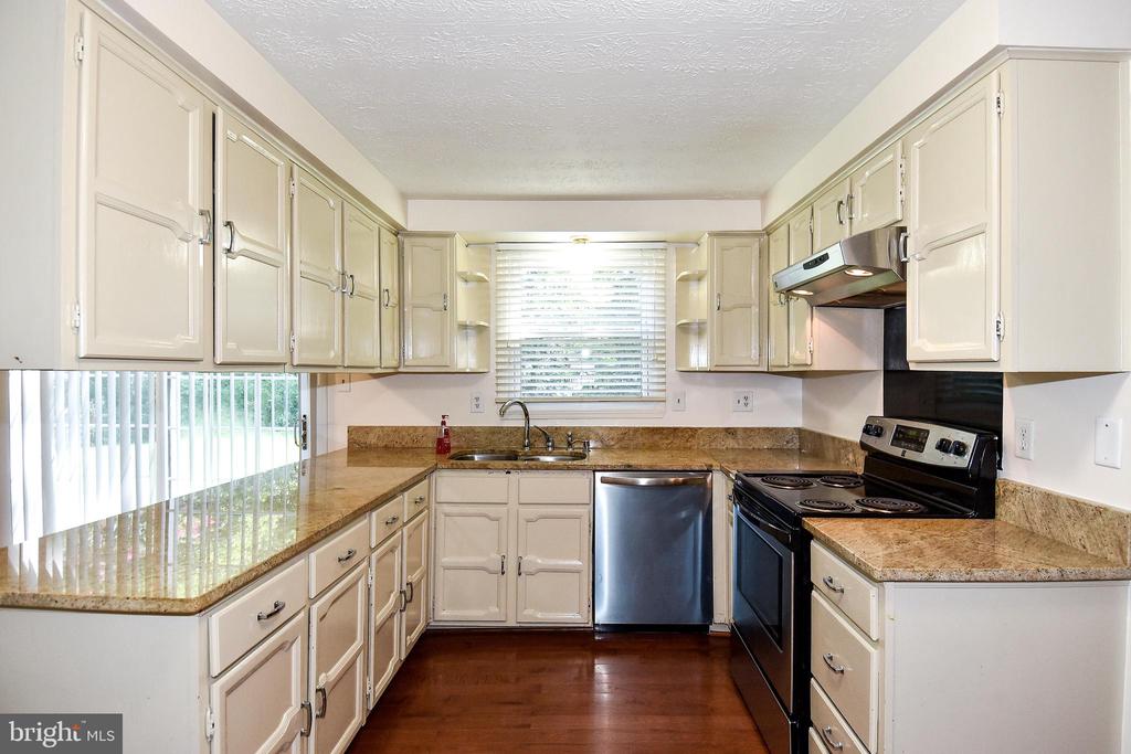 2364 IRONWOOD DR