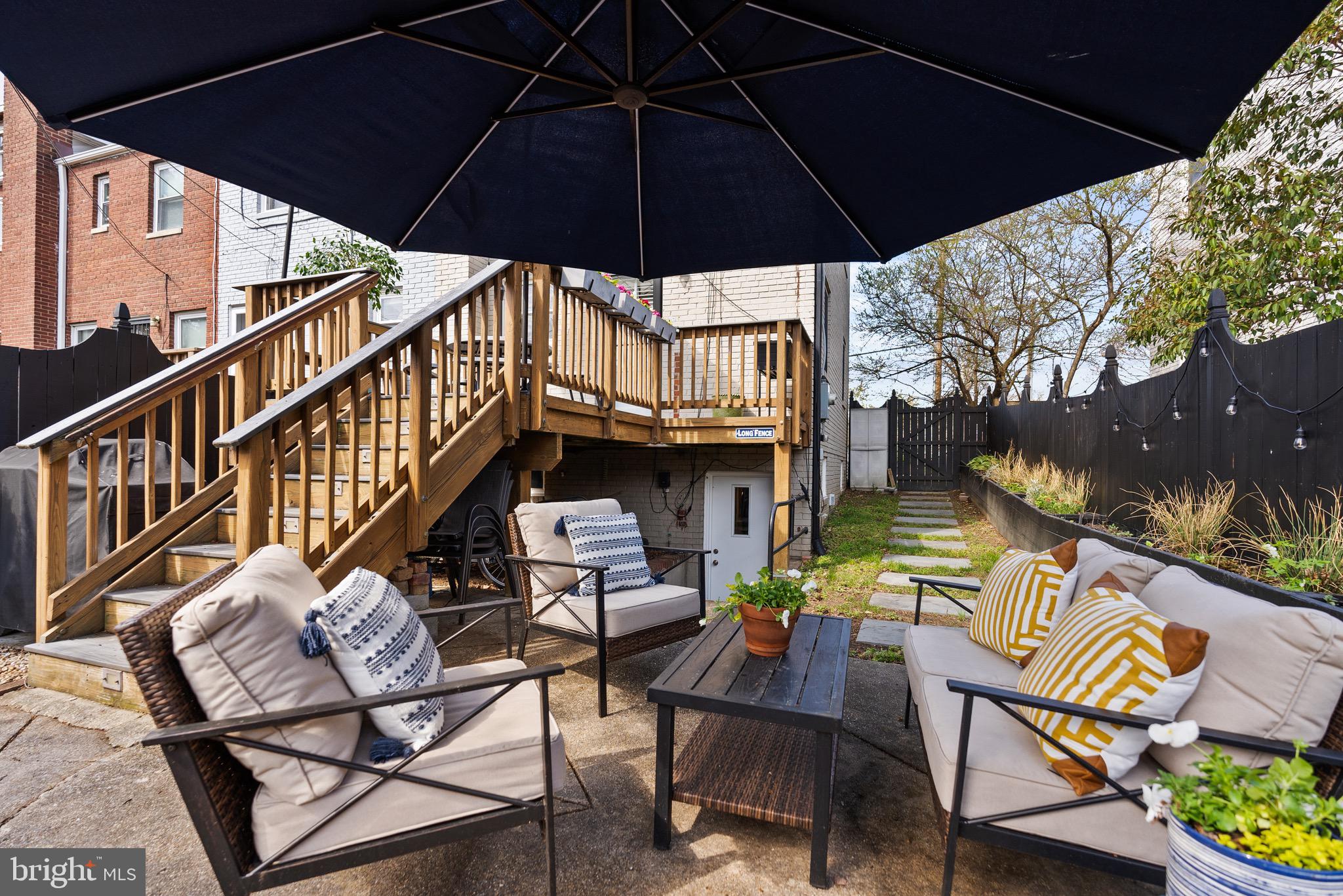 1214 FRANKLIN STREET