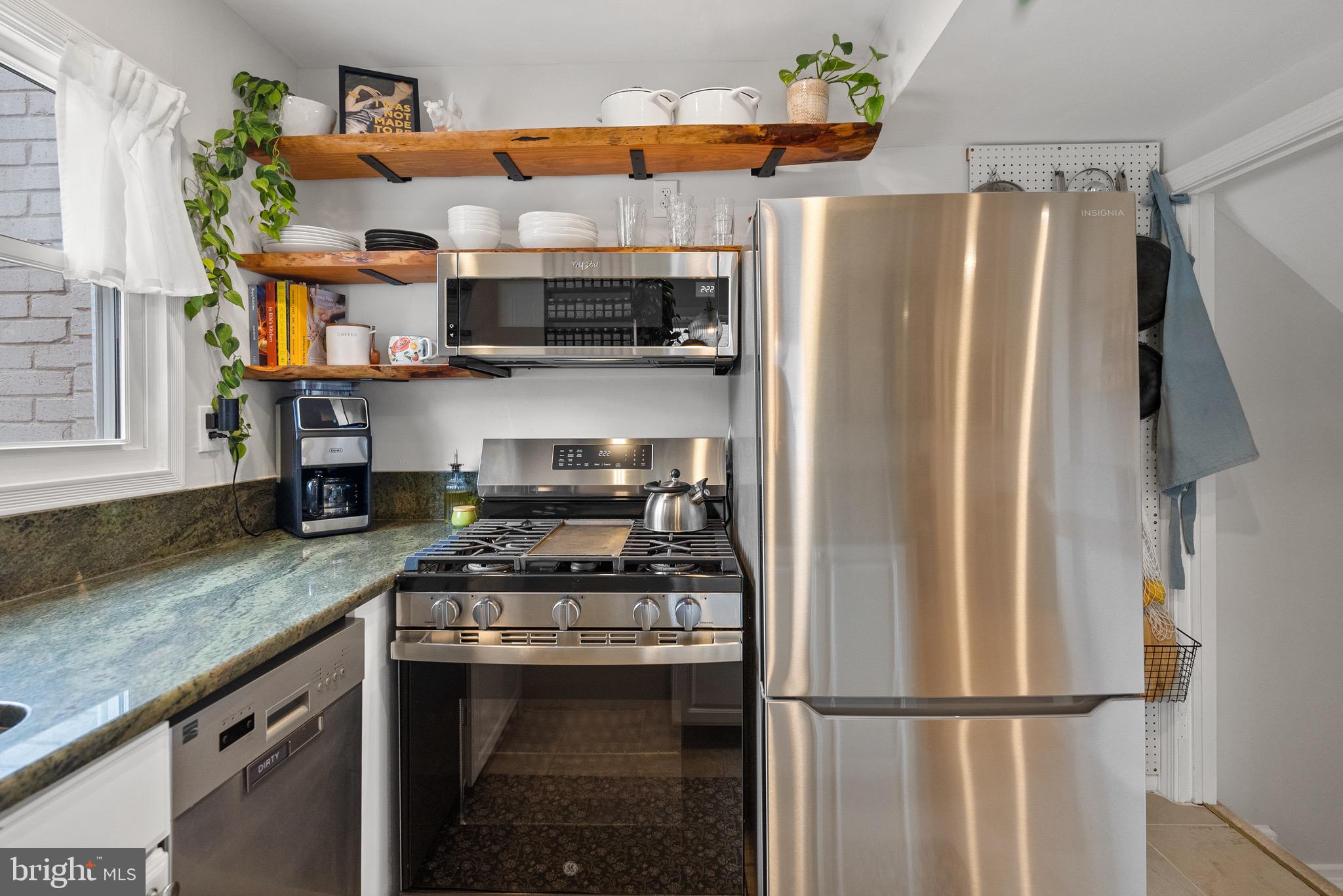 1214 FRANKLIN STREET