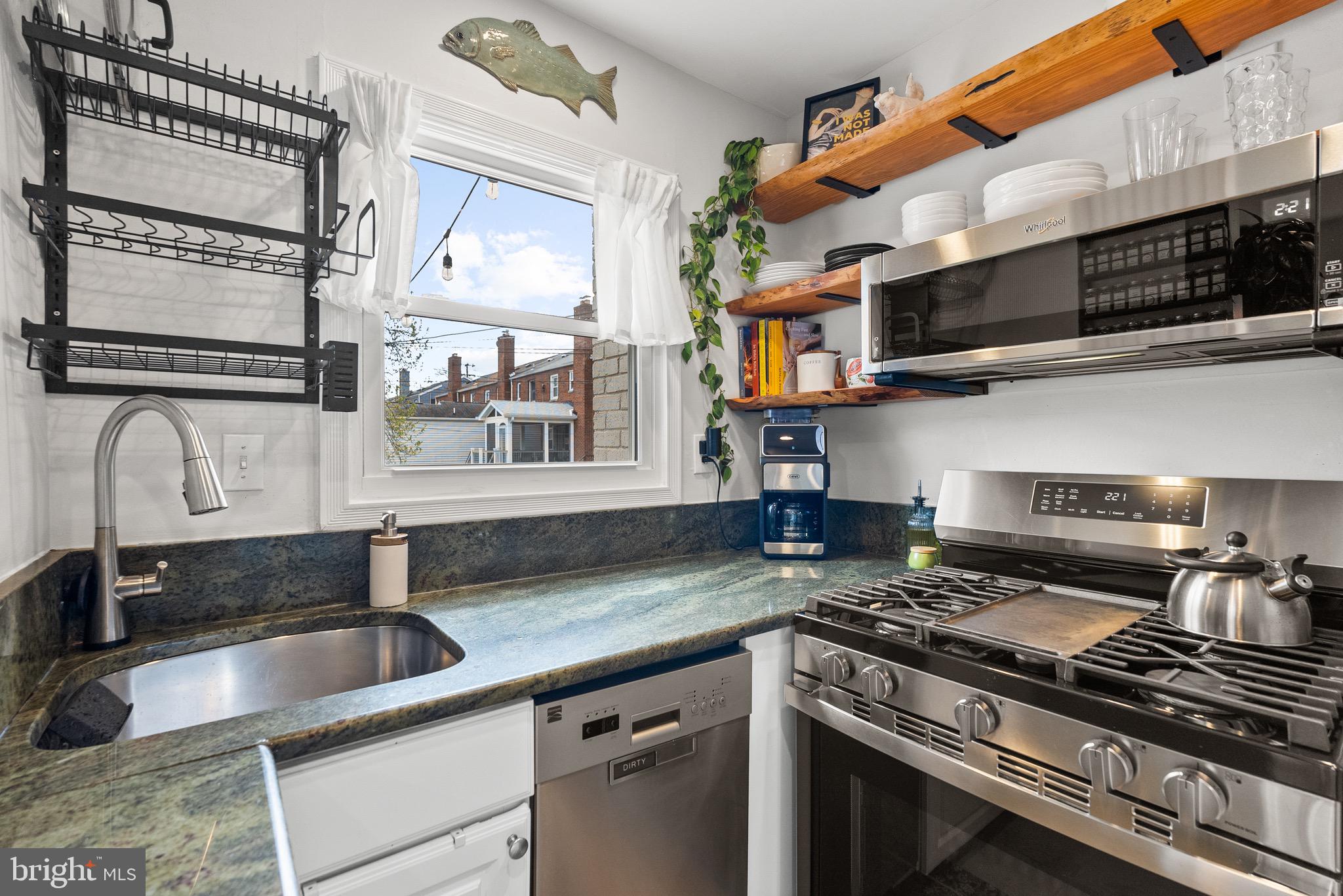 1214 FRANKLIN STREET