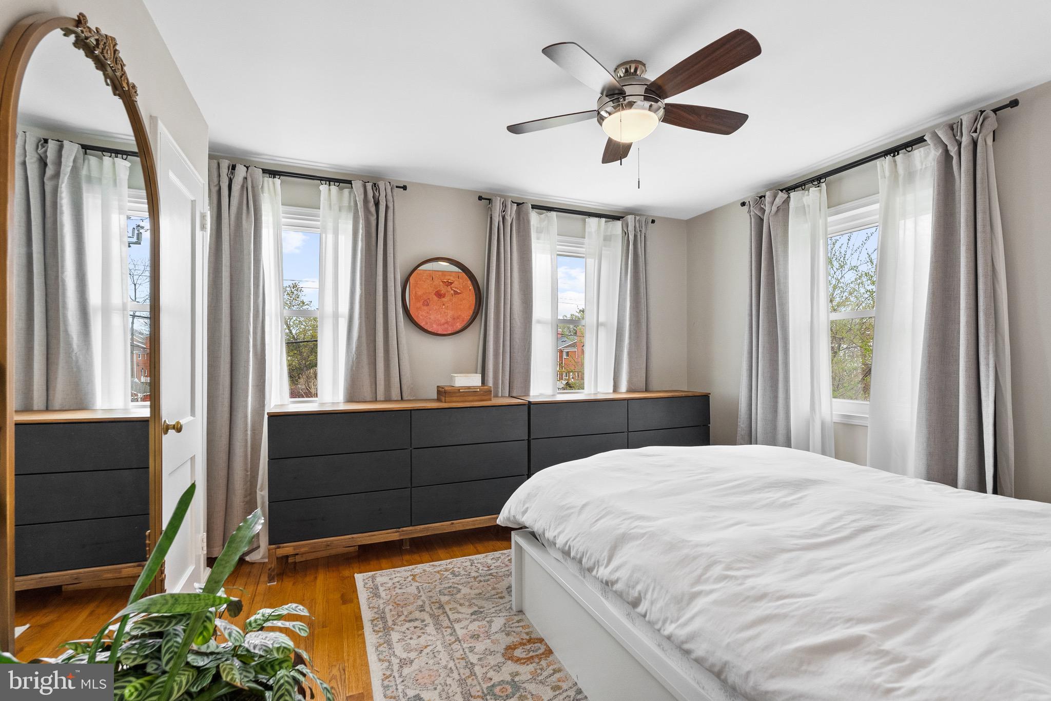 1214 FRANKLIN STREET