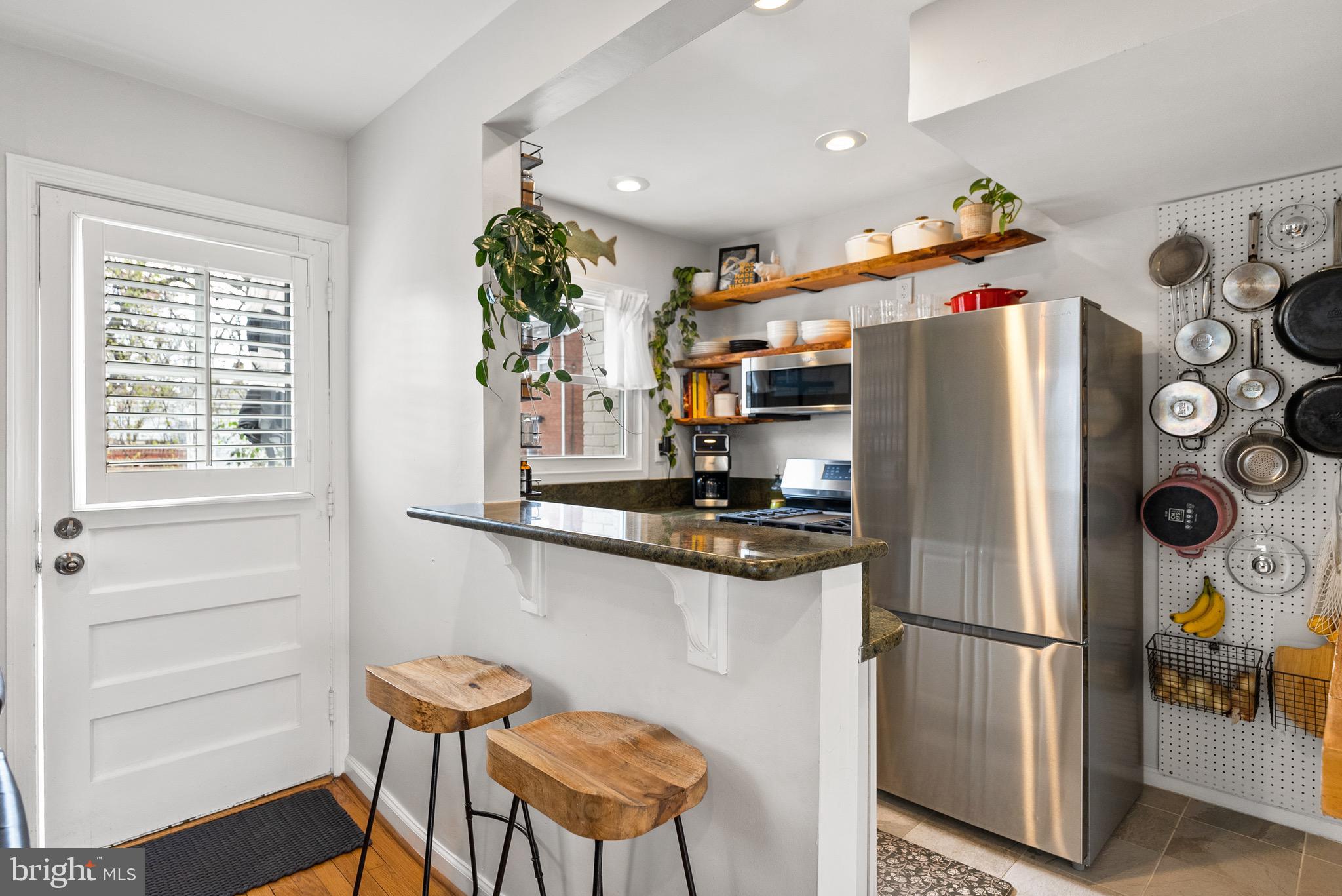 1214 FRANKLIN STREET