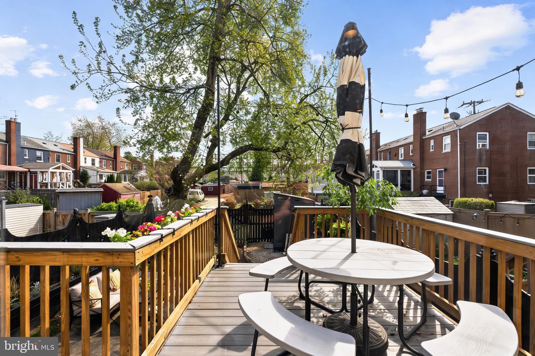 1214 FRANKLIN STREET