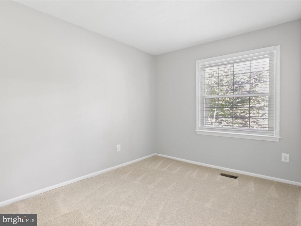 8315 Uxbridge Ct