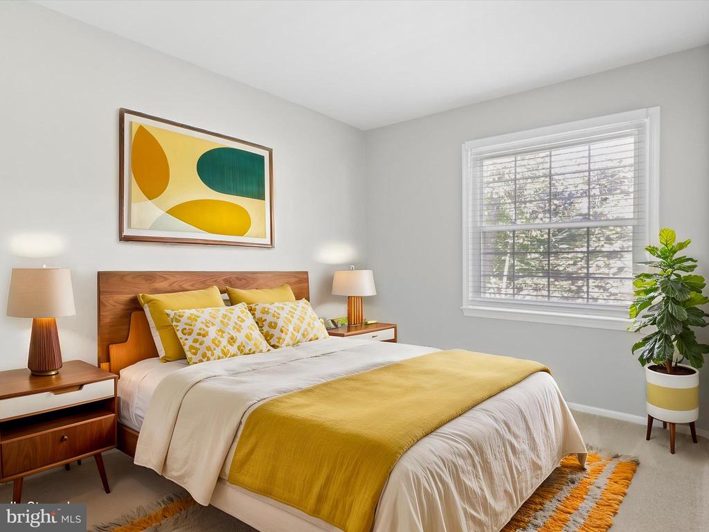 8315 Uxbridge Ct