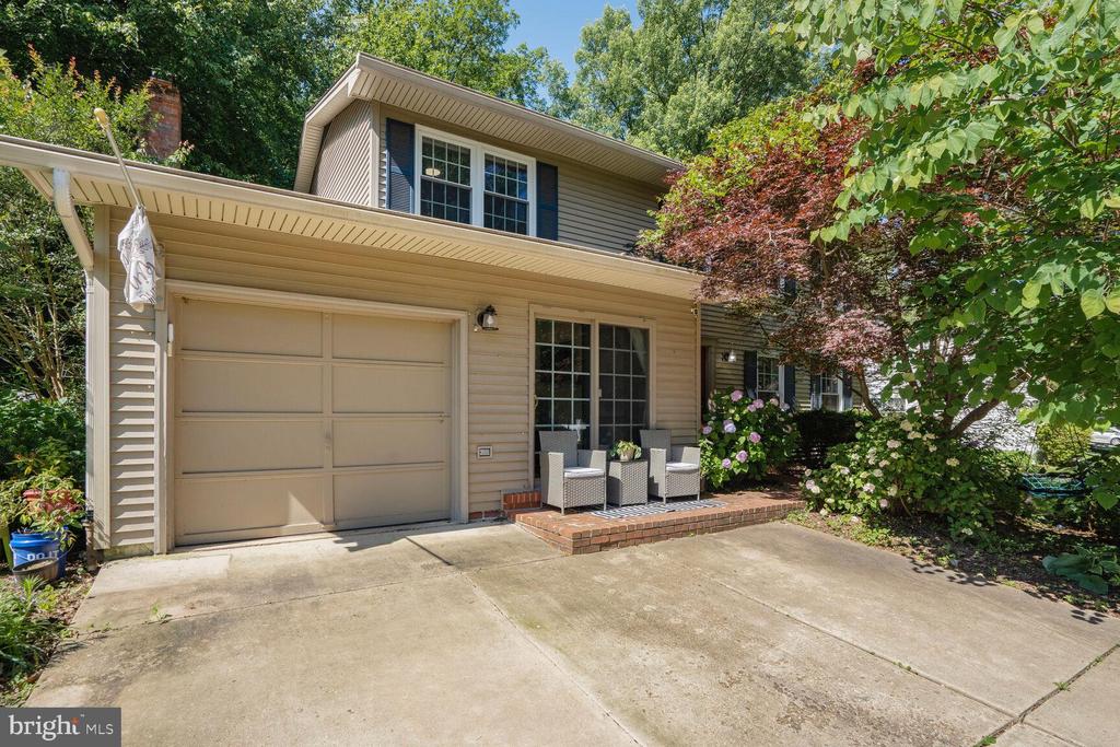 10911 CARTERS OAK WAY