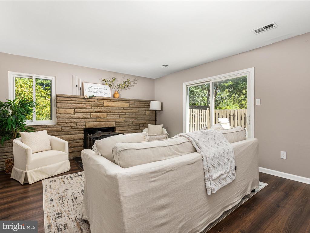 1513 MILLIKENS BEND ROAD