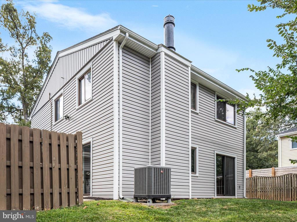 1513 MILLIKENS BEND ROAD