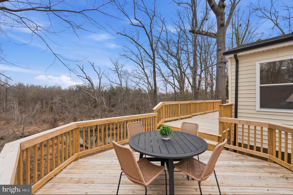 2408 WILLIAM AND MARY DRIVE