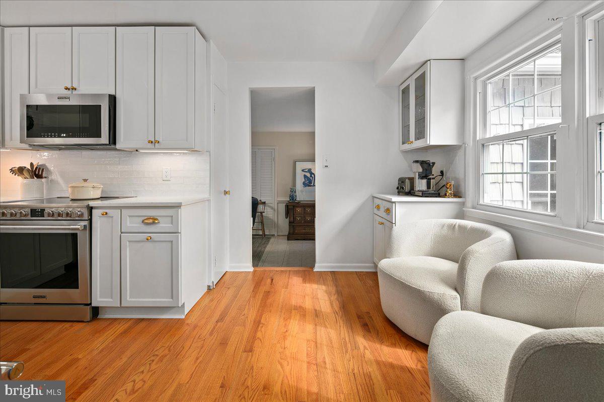 3123 LITTLE CREEK LANE