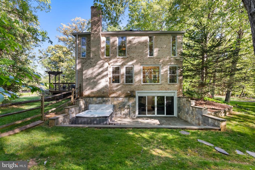 3121 TRENHOLM DRIVE