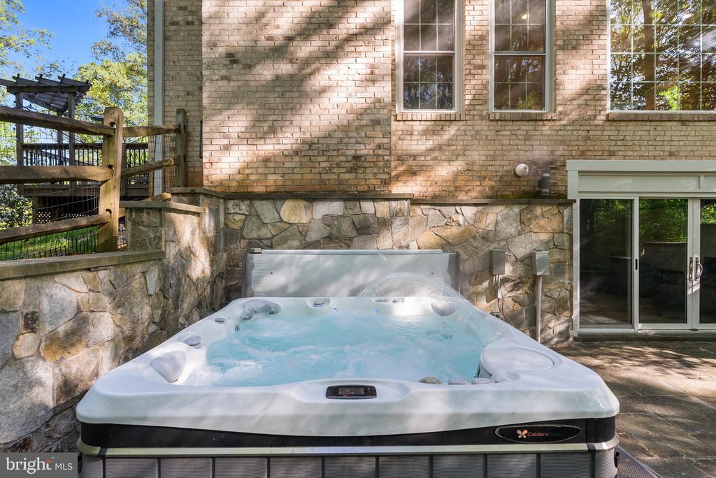 3121 TRENHOLM DRIVE