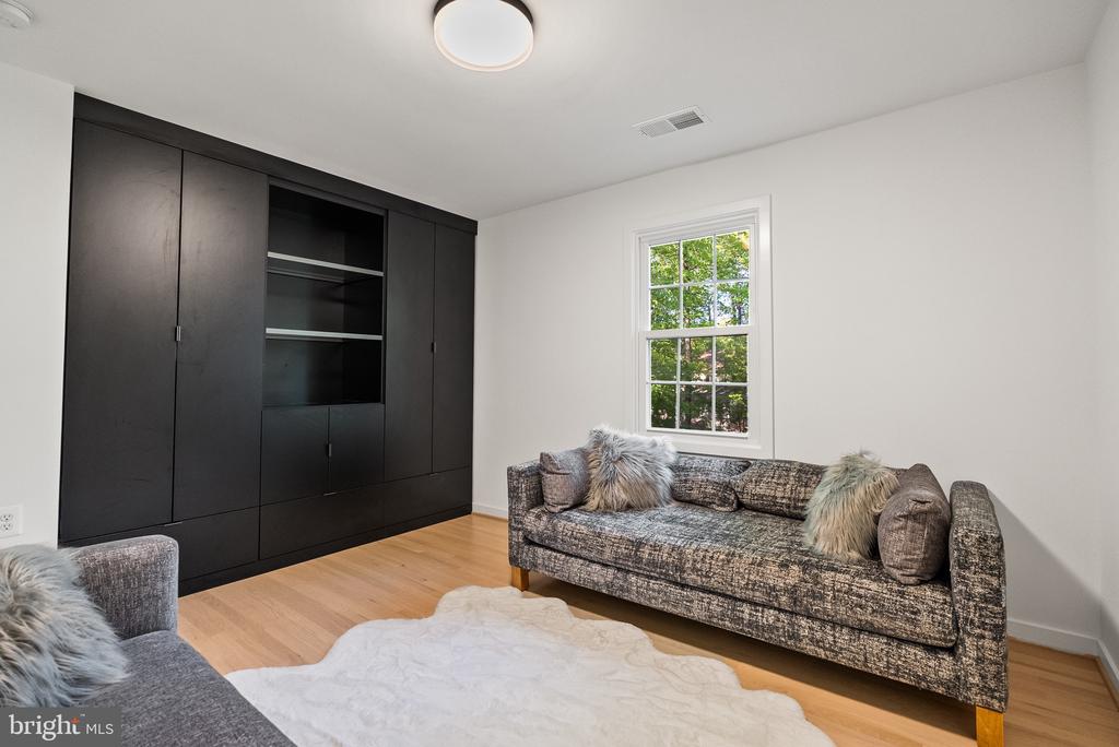 3121 TRENHOLM DRIVE