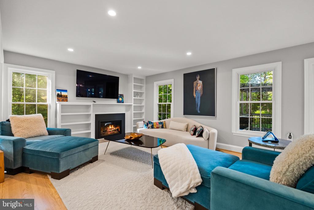 3121 TRENHOLM DRIVE